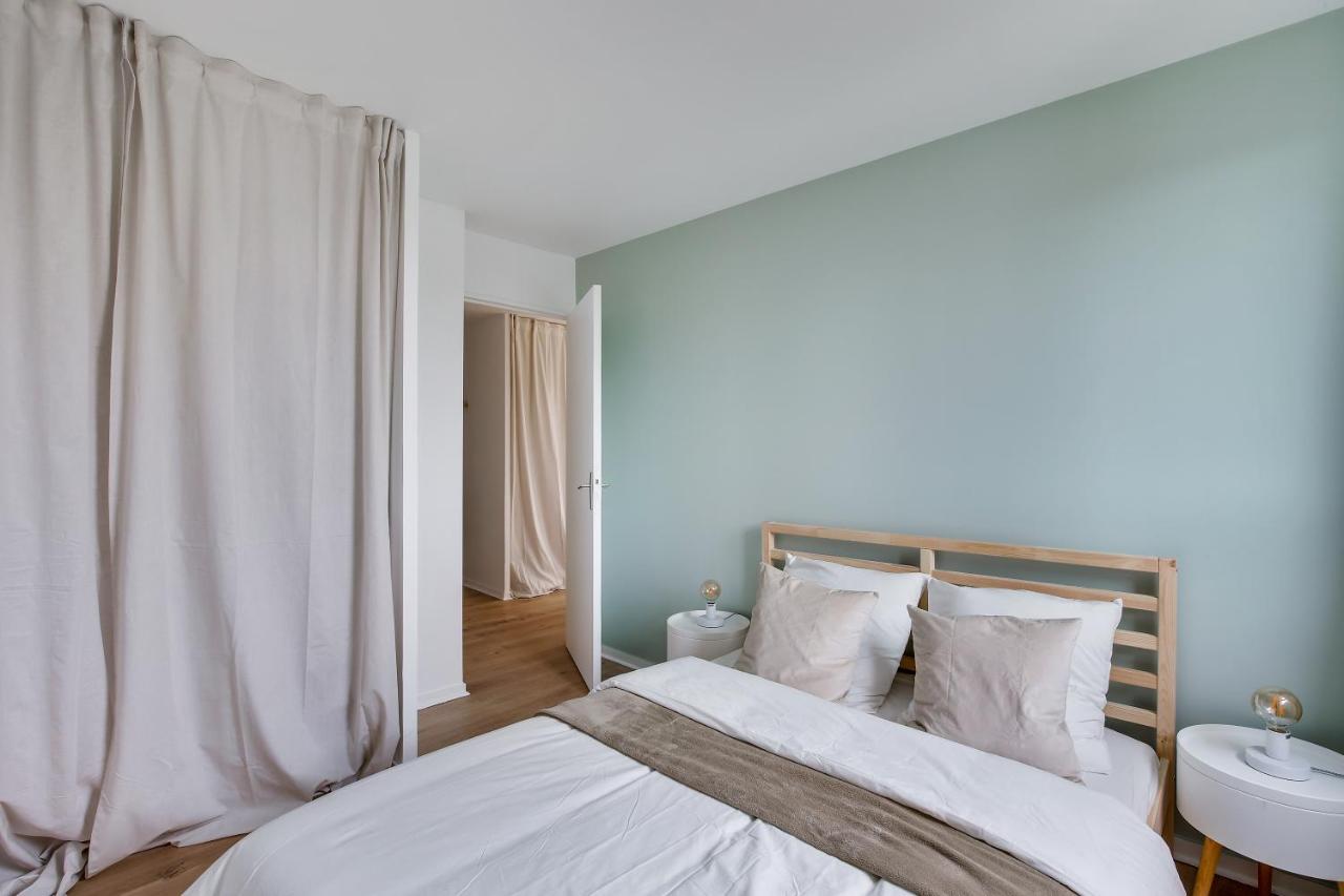 Grand T2 Cosy Tout Equipe Gare 4 Pers Wifi Evry-Gregy-sur-Yerre Luaran gambar